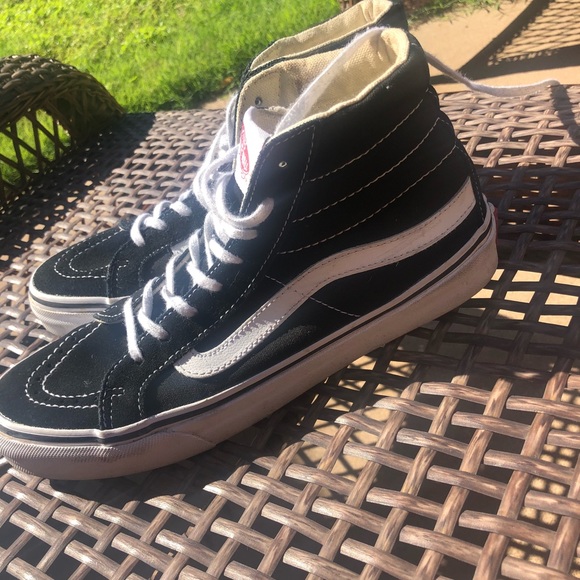 Vans - Picture 4 of 4